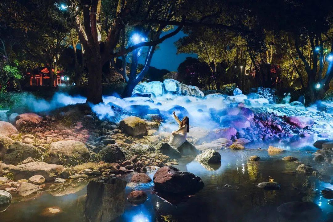 新春走基层|年轻人爱上怀旧氛围感,海边的胶片照相馆火了